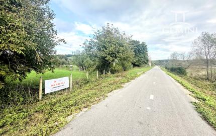 Stavebný pozemok v centre obce Sušany okres Poltár