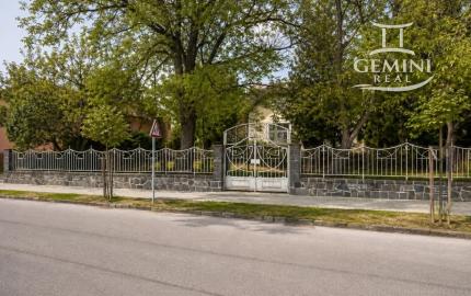 Noblesná mestská vila z čias Rakúsko-Uhorska | Kubányho | Rimavská Sobota