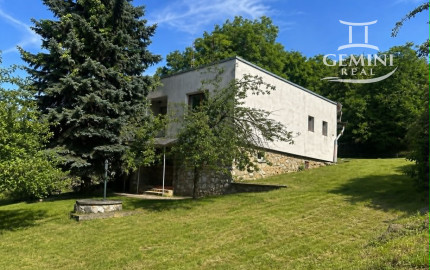 Rodinný dom s veľkou záhradou 1 868 m² – Vinice,  len 4  km od centra Rimavskej Soboty