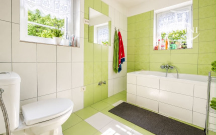 Rodinný dom s veľkou záhradou 1 868 m² – Vinice,  len 4  km od centra Rimavskej Soboty