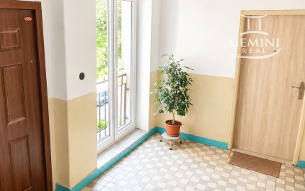 2-izbový byt s balkónom vo vyhľadávanej lokalite – Družstevná ulica, Rimavská Sobota