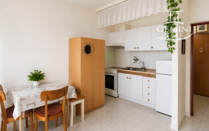1-IZBOVÝ BYT S BALKÓNOM V CENTRE RIMAVSKEJ SOBOTY – MALOHONTSKÁ ULICA