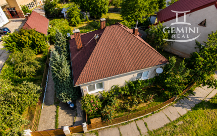 Rodinný dom s druhou obytnou časťou, garážou a záhradou – Šafárikova ulica, Tornaľa