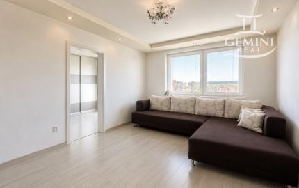 KOMPLETNE ZREKONŠTRUOVANÝ 3-IZBOVÝ BYT S BALKÓNOM | ROŽŇAVSKÁ | 63 m² | RIMAVSKÁ SOBOTA