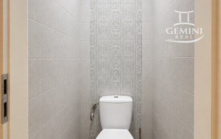 KOMPLETNE ZREKONŠTRUOVANÝ 3-IZBOVÝ BYT S BALKÓNOM | ROŽŇAVSKÁ | 63 m² | RIMAVSKÁ SOBOTA