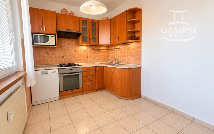 4-izbový byt 88 m² s balkónom, klimatizáciou a variabilnou dispozíciou – Rimavská Sobota
