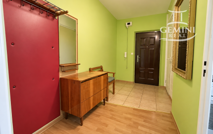 REZERVOVANÉ !!! 2-izbový byt s balkónom a výťahom v pôvodnom stave – 66 m², Dobšinského, Rimavská Sobota
