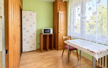 REZERVOVANÉ !!! 2-izbový byt s balkónom a výťahom v pôvodnom stave – 66 m², Dobšinského, Rimavská Sobota