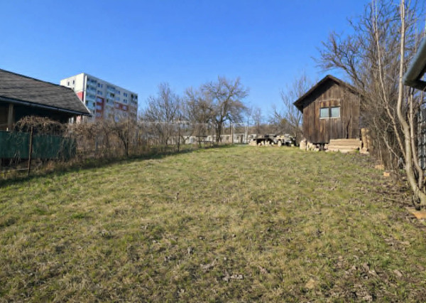 3-IZBOVÝ BYT + GARÁŽ + ZÁHRADA 587 m² – JELŠAVA okres Revúca