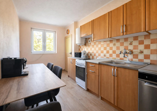 3-IZBOVÝ BYT + GARÁŽ + ZÁHRADA 587 m² – JELŠAVA okres Revúca