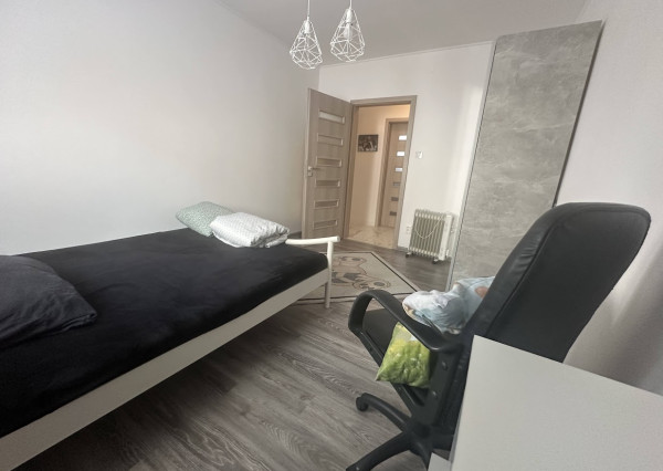 4 - IZBOVÁ NOVOSTAVBA VO VIDINEJ S OBROVSKÝM POZEMKOM, TERASOU A DVOJGARÁŽOU