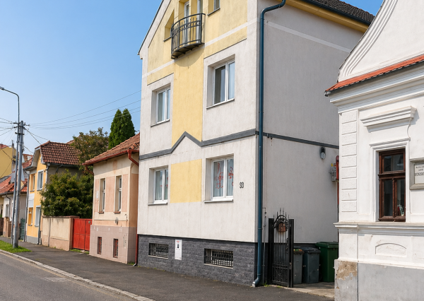 Štýlová kancelária v blízkosti centra mesta Rimavská So bota