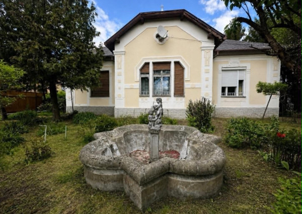 Noblesná mestská vila z čias Rakúsko-Uhorska | Kubányho | Rimavská Sobota