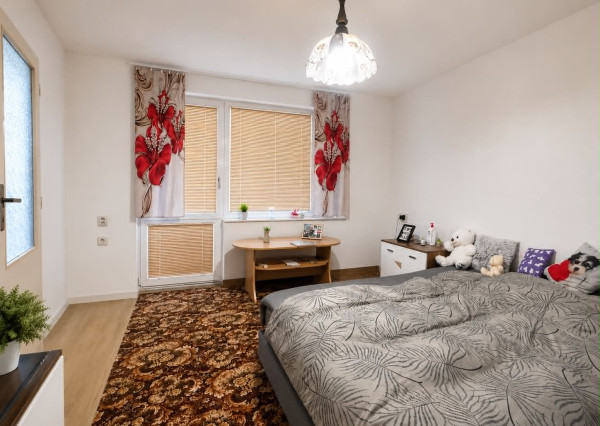 Rodinný dom s veľkou záhradou 1 868 m² – Vinice,  len 4  km od centra Rimavskej Soboty