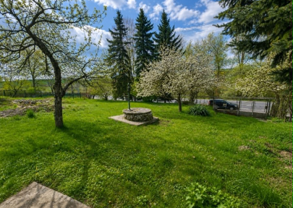 Rodinný dom s veľkou záhradou 1 868 m² – Vinice,  len 4  km od centra Rimavskej Soboty