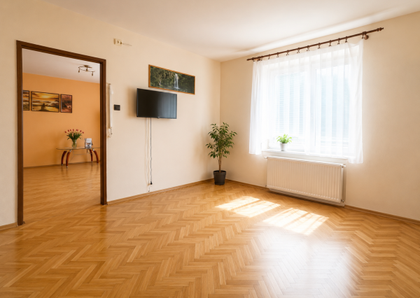2 izbový byt v Hnúšti - čiastočná rekonštrukcia v Hnúšti