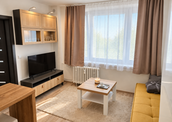 Kompletne zrekonštruovaný a zariadený 1-izbový byt – Dobšinského, Rimavská Sobota