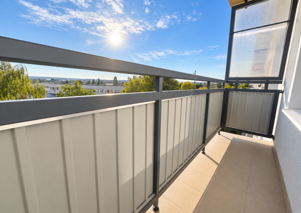 REZERVOVANÉ !!! 2-izbový byt s balkónom a výťahom v pôvodnom stave – 66 m², Dobšinského, Rimavská Sobota